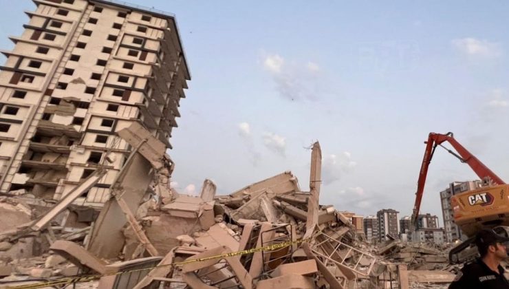 Kahramanmaraş’ta göçük: İş makinesi operatörü yaşamını yitirdi