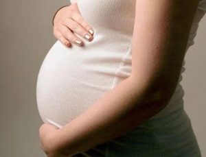 Riskli gebeliklerde yeni dönem: Bakanlık 49 tanıyla yakın takip başlatıyor