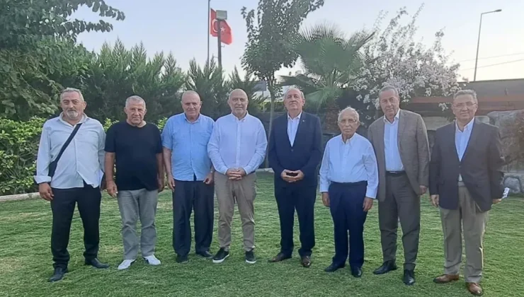 İzmir’de Pazarspor’a destek gecesine yoğun ilgi