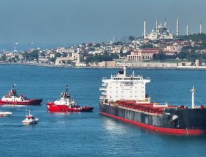İstanbul Boğazı’ndan yılın ilk 6 ayında 19 bin 381 gemi geçti