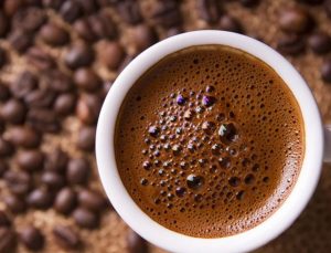 Sabah kahvesi mutlu ediyor