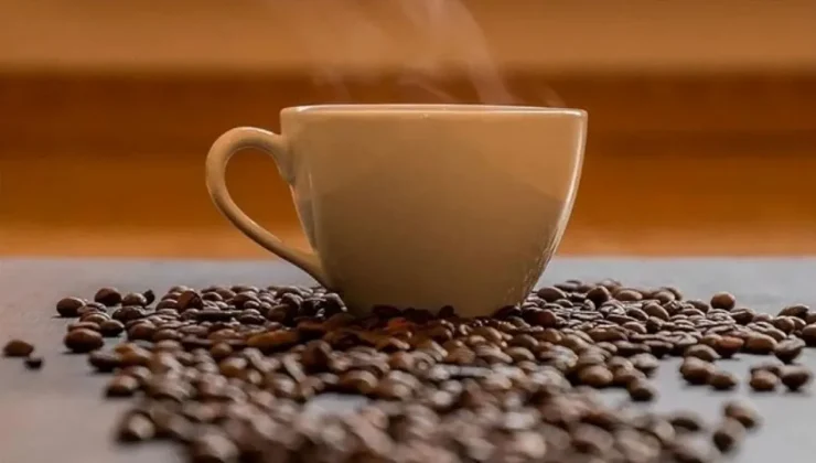 Çok Sıcak Çay ve Kahve Yemek Borusu kanseri riskini artırıyor