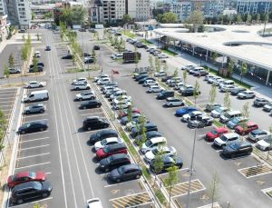 İzmit Milli İrade’de park et, devam et, çok tuttu