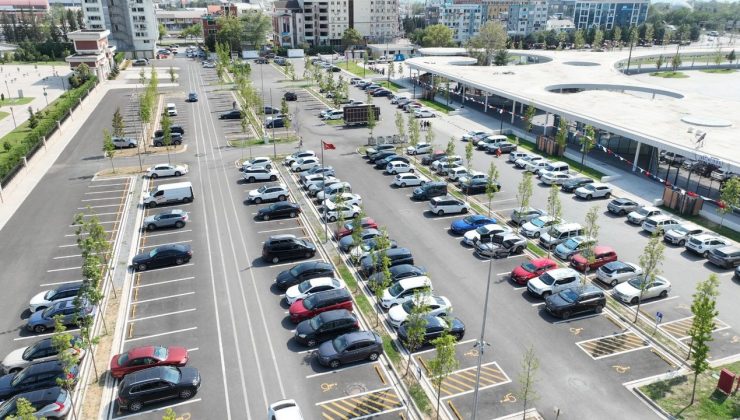İzmit Milli İrade’de park et, devam et, çok tuttu
