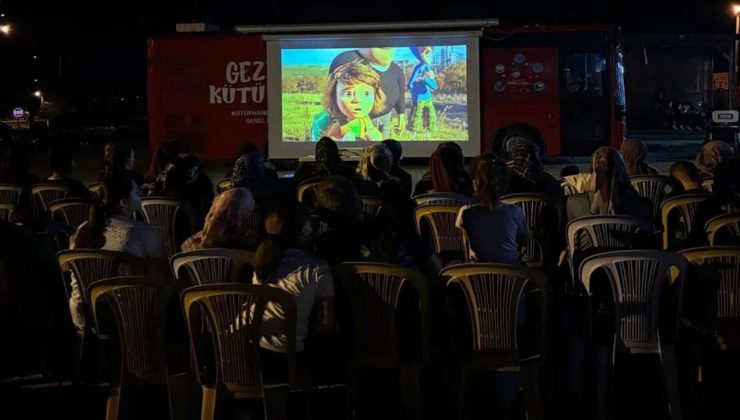 Burdur’da kültür perdesi valilikten açıldı