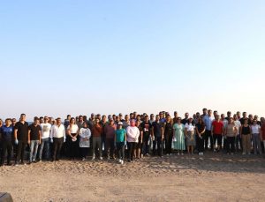 Aksu Belediyesi'nden Kumköy sahilinde geniş çaplı temizlik