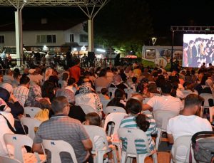 Mehmet Tönge’de açık hava sinema keyfi