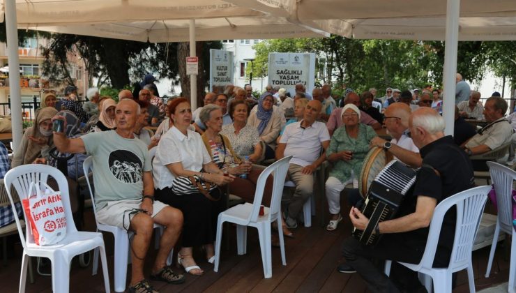 Kocaeli Büyükşehir’in gözde merkezinde keyifler yerinde; Saygınlar Kulübü’nde keyif dolu etkinlik