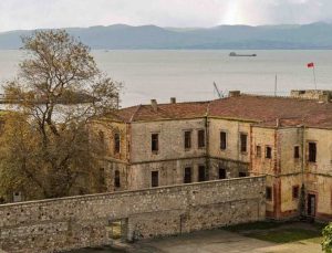 Tarihi Sinop Cezaevi 72 günde 100 bini aşkın ziyaretçi ağırladı