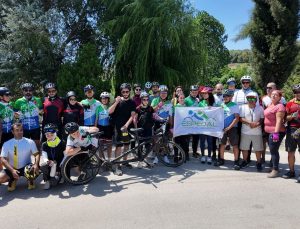 Kocaeli Büyükşehir, engelsiz pedalları buluşturdu; Tandem bisikletlerle umuda pedal çevirdiler