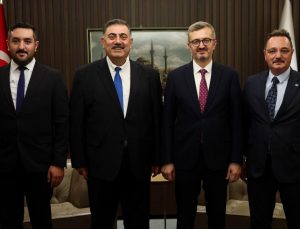 TİMBİR heyetinden İletişim Başkanı Burhanettin Duran’a ziyaret