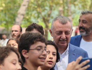 Başkan Büyükakın, TÜGVA gençliğini yalnız bırakmadı