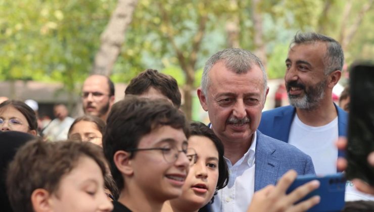 Başkan Büyükakın, TÜGVA gençliğini yalnız bırakmadı