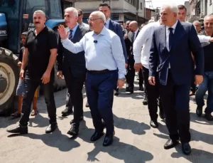 Vali Köşger Yüreğir’de esnaf ve vatandaşlarımızla buluştu