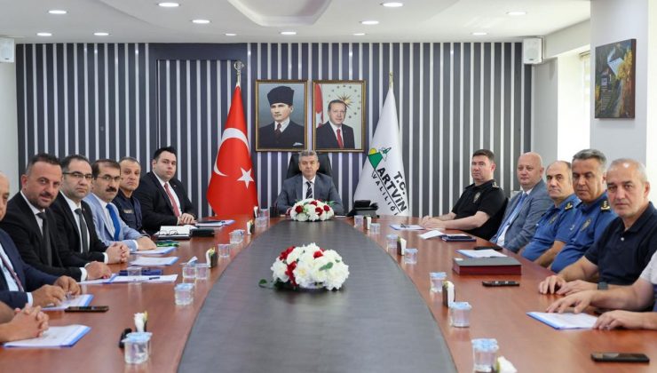 Artvin'de 2025-2026 sezonu İl Spor Güvenliği toplantısı gerçekleştirildi