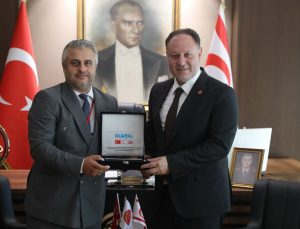 Global Business Management İş İnsanları Derneği, Kıbrıs Cumhuriyet Meclisi’ni ziyaret etti