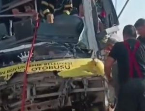 Mardin’de kaza: Halk otobüsü ile tır çarpıştı, 1 can kaybı