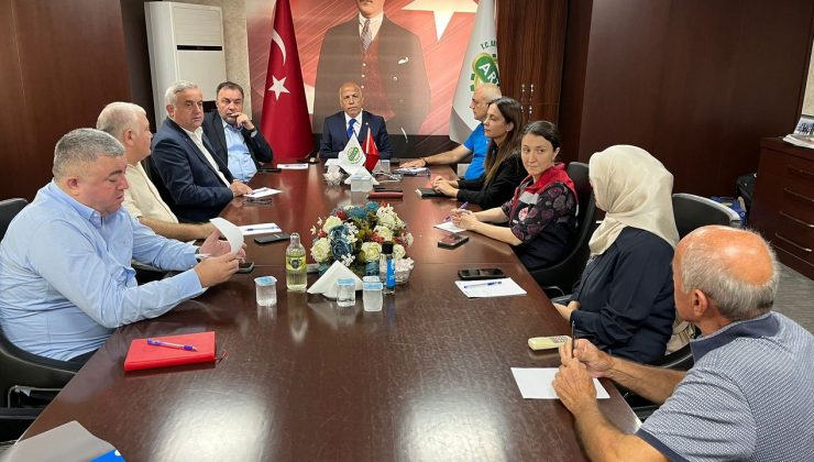 Artvin'de, balın kilogramı bin 500 lira olarak belirlendi