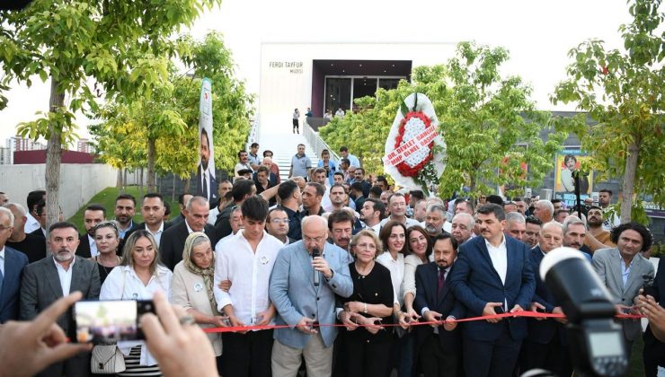 Ferdi Tayfur müzesi açıldı