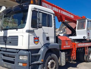 Beypazarı Şoförler Odası’ndan üyelere vinç hizmeti