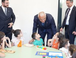 Kayseri'de 20.000 Kitaplık Kültür Adası