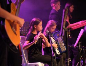 MOD10 Gençlik Orkestrası Altınova’da kurtuluş coşkusu yaşattı