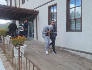 Keyvanlar Konağı'nı kundaklayan 2 kişi tutuklandı