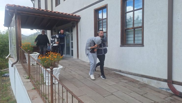 Keyvanlar Konağı'nı kundaklayan 2 kişi tutuklandı