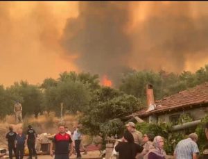 Denizli orman yangını kontrol altına alınmaya çalışılıyor