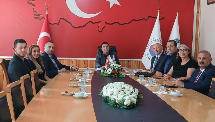 AK Parti Milletvekili Ayhan Gider, Bayramiç Tarım ve Teknoloji Fuarı sonrası KATSO ile bir araya geldi