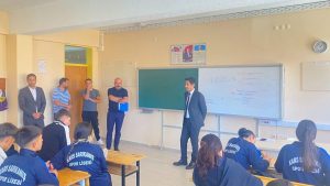 Kaymakam Enis Aslantatar'dan Sarıkamış Spor Lisesi’ne ziyaret