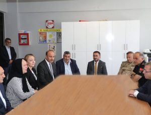 Kars’ta ortaokula Şehit Polis Abubekir Elyıldırım’ın ismi verildi