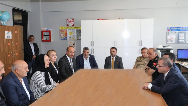 Kars’ta ortaokula Şehit Polis Abubekir Elyıldırım’ın ismi verildi