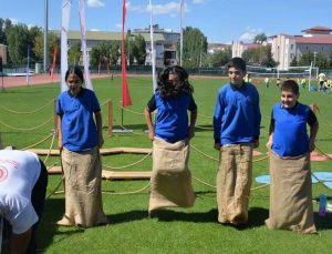Kars’ta çocuklar geleneksel oyunlarla buluştu