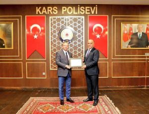 Sakarya İl Emniyet Müdürü olarak atanan Mehmet Ömür Saka Onuruna Veda Yemeği Düzenlendi