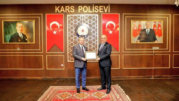 Sakarya İl Emniyet Müdürü olarak atanan Mehmet Ömür Saka Onuruna Veda Yemeği Düzenlendi