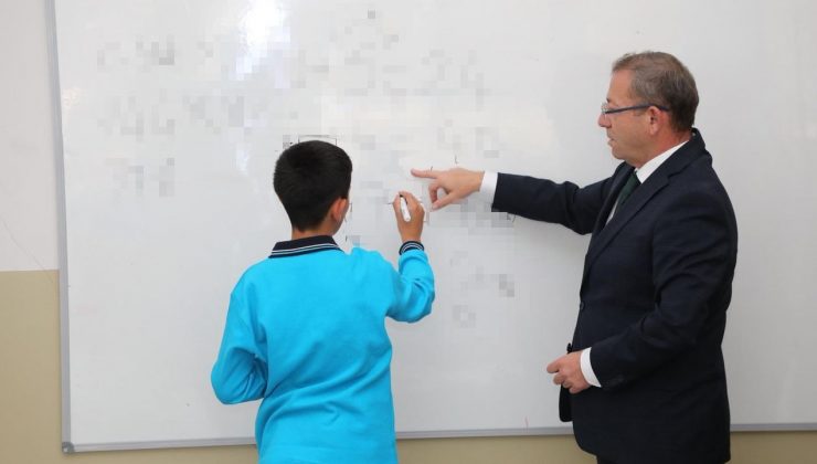 Vali Ziya Polat’tan 100. Yıl Cumhuriyet Ortaokulu’na ziyaret