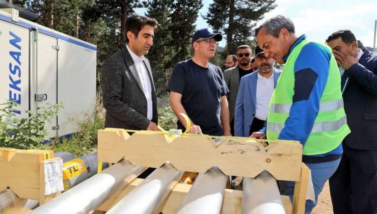 Vali Ziya Polat ve Milletvekili Adem Çalkın, Sarıkamış'taki Suni Karlama Projesi çalışmalarını inceledi