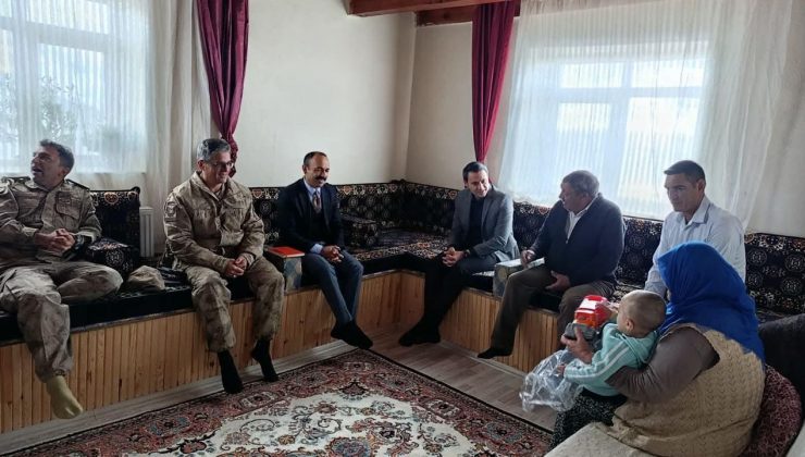 Kaymakam Mehmet Ali Semiz’den şehit aileleri ve gazilere ziyaret