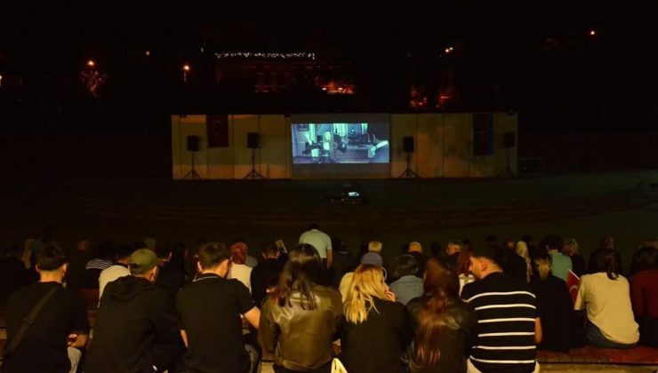 Azerbaycan'ın Bestecisi Üzeyir Hacıbeyli'nin 140. Doğum Yılı Kars'ta anıldı