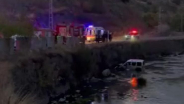 Kars’ta araç Kars Çayı’na düştü: 1 kişi yaralandı