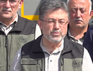 Bakan Yumaklı: Yılbaşından bu yana 5 Bin 832 yangınla mücadele edildi