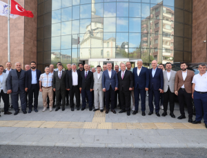 Başkan Büyükakın, Gebzeli servisçilerle bir araya geldi