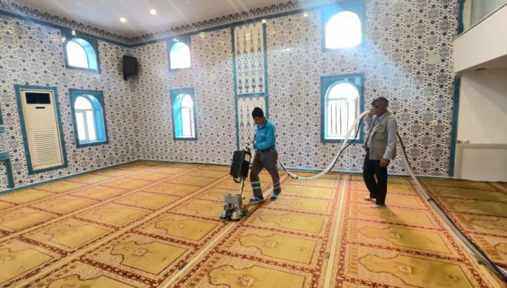 Eyyübiye'de Periyodik Cami temizlikleri devam ediyor