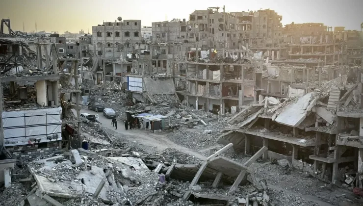 İsrail'in Gazze'ye son 24 saatteki saldırılarında 75 Filistinli hayatını kaybetti