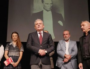 Giresun'da anlamlı tiyatro oyununa büyük ilgi