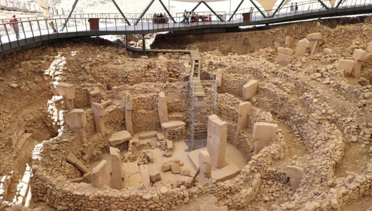 Göbeklitepe’de heyecan yaratan insan heykeli keşfi