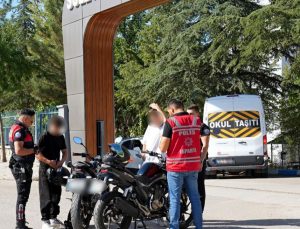 Isparta’da okul çevrelerinde asayiş uygulaması