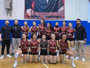 Isparta kadın voleybol takımı tarihi serüvenine başladı: Filede yeni heyecan