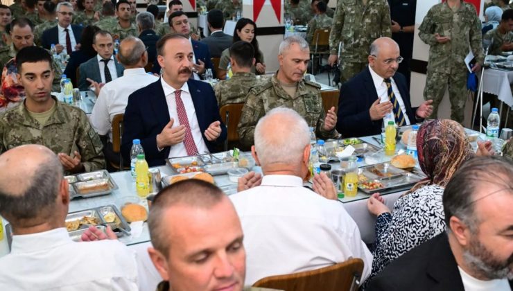 Isparta Valisi Erin, Gazilerle Komando Tugayı’nda bir araya geldi